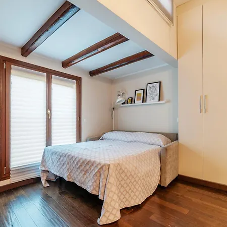 Ad Un Passo Da Piazza Di Pietra - Mini House Apartment *